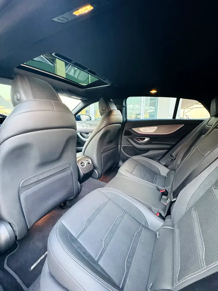 Mercedes-Benz AMG GT 43 4Matic+ Speedshift TCT 9G (367 حصان) - 11