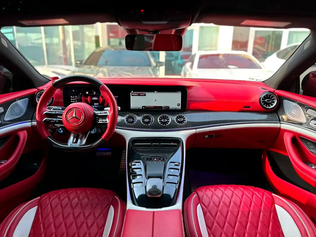 Mercedes-Benz AMG GT 43 4Matic+ Speedshift TCT 9G (367 hp) - 10