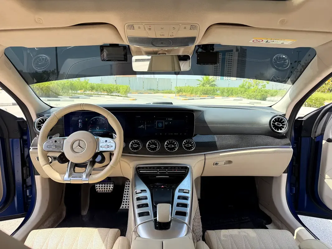 Mercedes-Benz AMG GT 63 4Matic+ Speedshift MCT 9G (585 hp) - 4