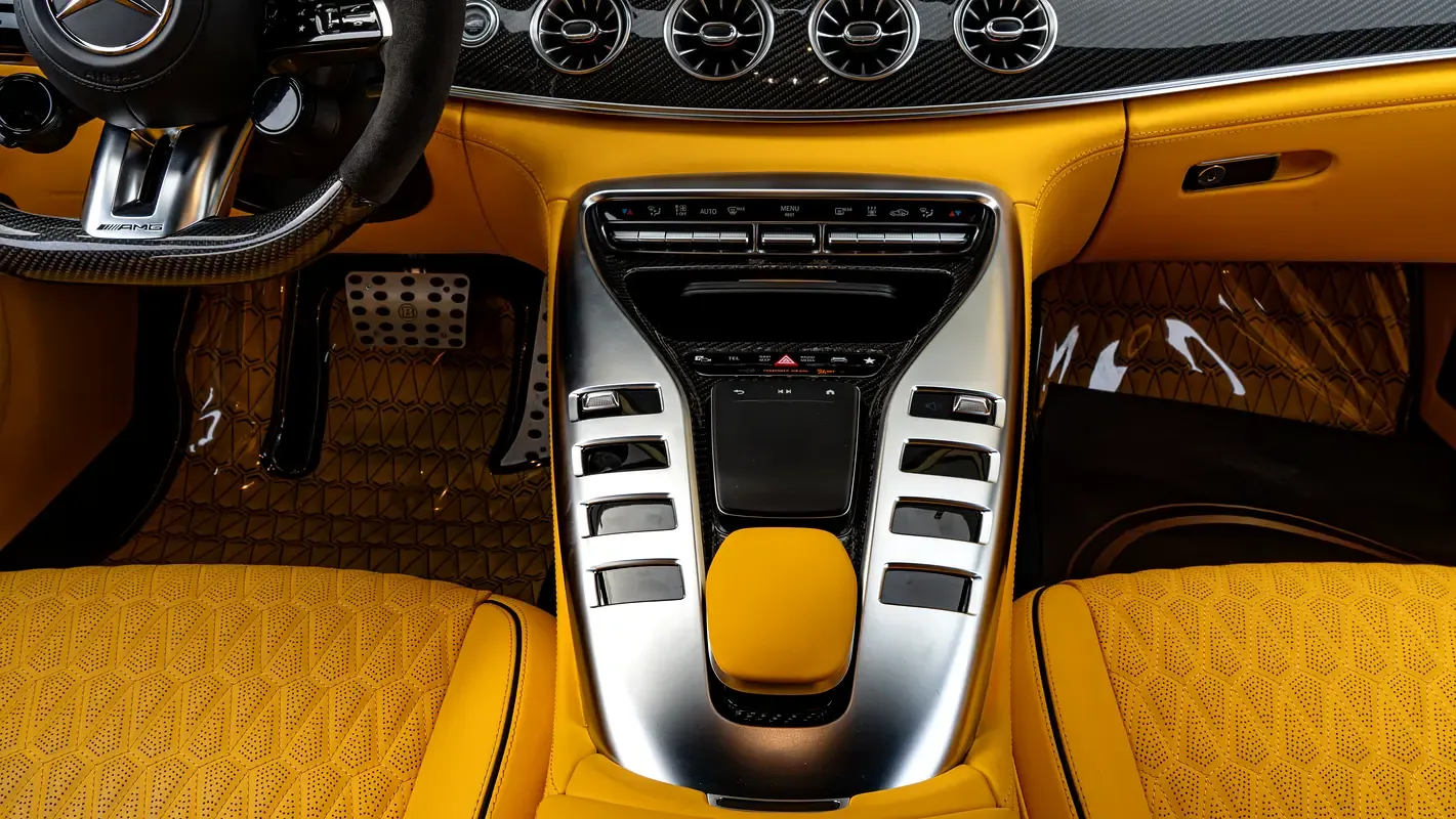 Mercedes-Benz AMG GT 63 4Matic+ Speedshift MCT 9G (585 حصان) - 15