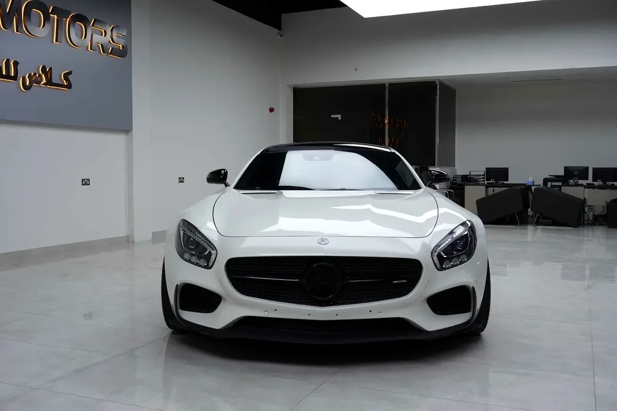 Mercedes-Benz AMG GT S 4.0 AMG Speedshift DCT 7G (510 حصان) - 2
