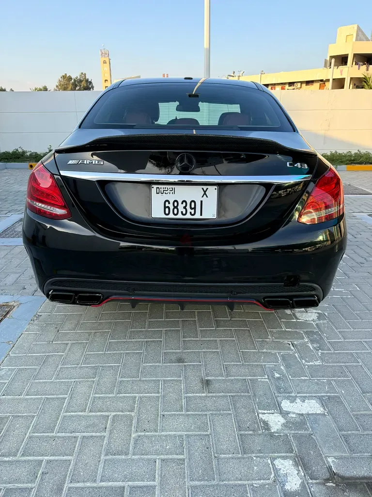Mercedes-Benz C-Class 3.0 AT 4WD (333 حصان) - 2