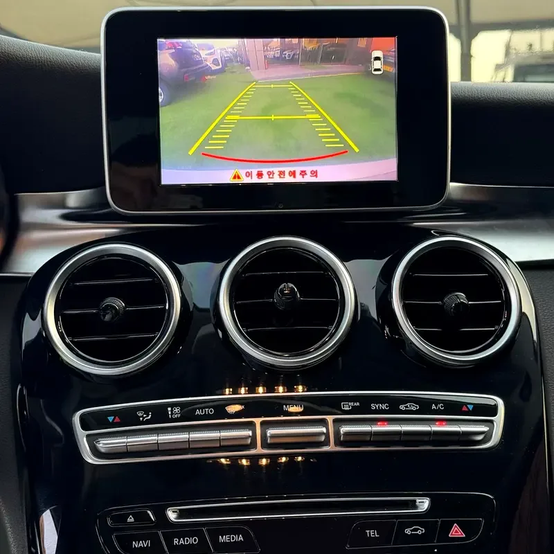 Mercedes-Benz C-Class C 200 7G-Tronic Plus (184 حصان) - 9