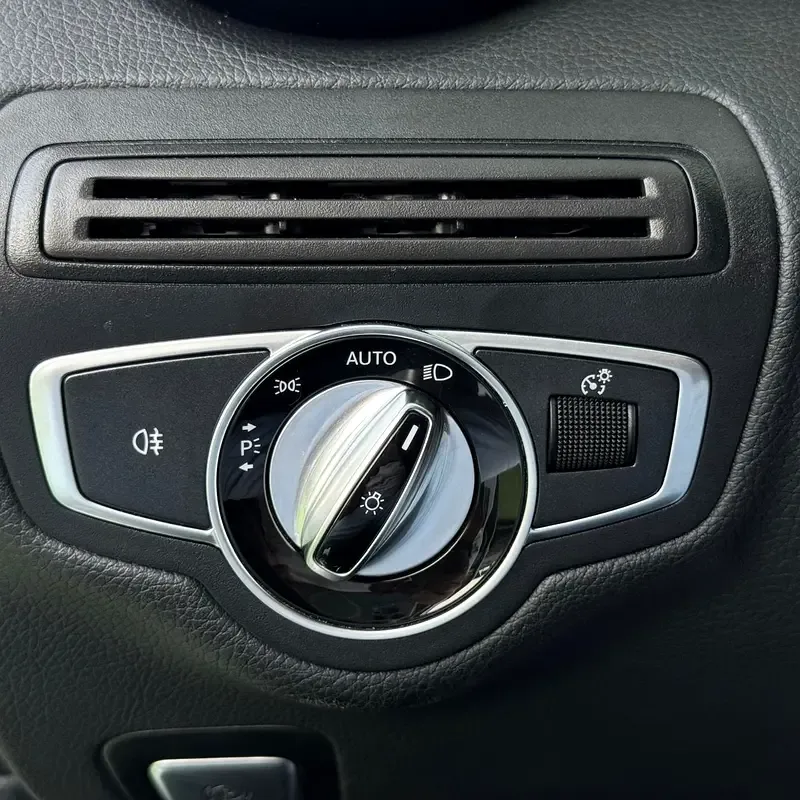 Mercedes-Benz C-Class C 200 7G-Tronic Plus (184 حصان) - 15