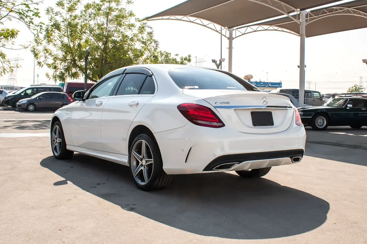 Mercedes-Benz C-Class C 200 7G-Tronic Plus (184 hp) - 7