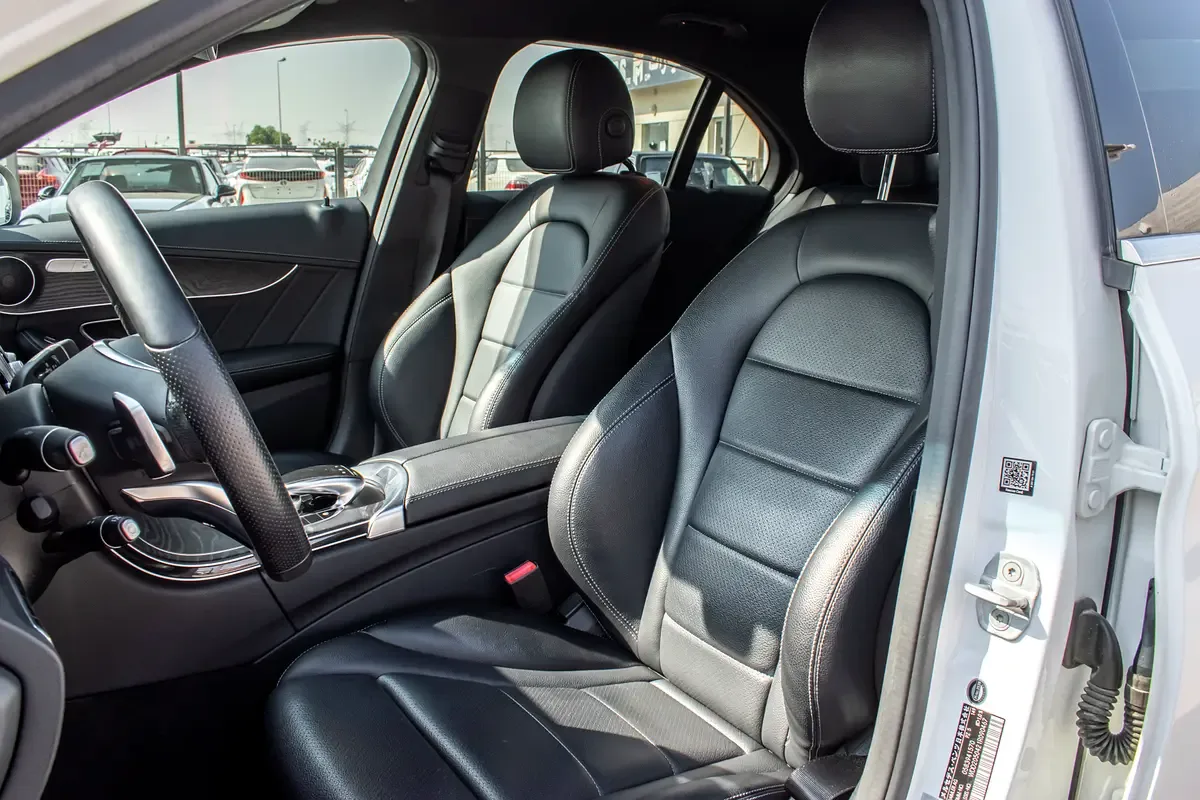Mercedes-Benz C-Class C 200 7G-Tronic Plus (184 hp) - 14