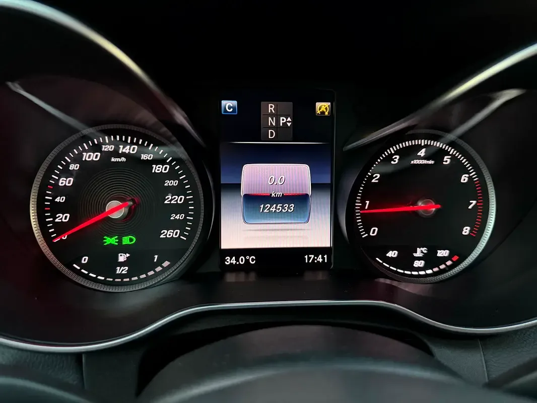 Mercedes-Benz C-Class C 200 7G-Tronic Plus (184 حصان) - 13