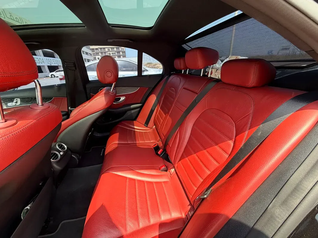 Mercedes-Benz C-Class C 200 9G-TRONIC (184 حصان) - 9