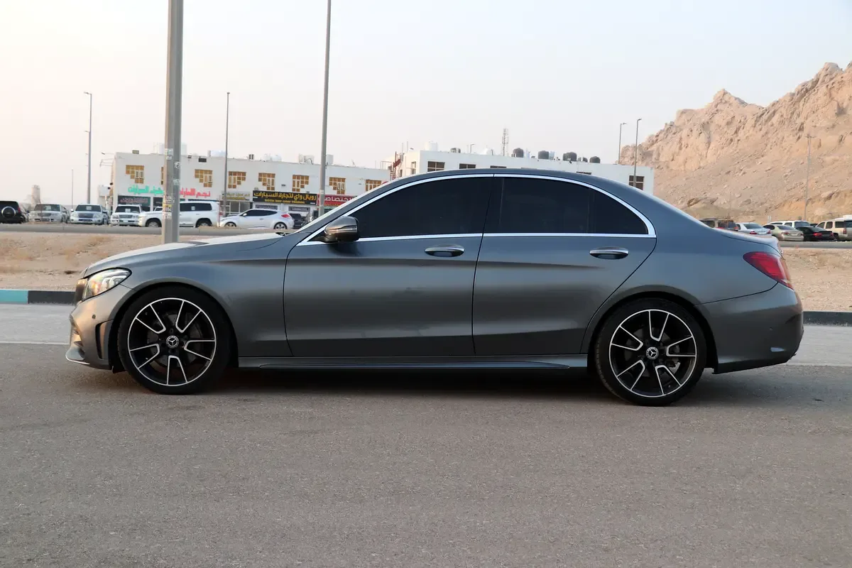Mercedes-Benz C-Class C 200 9G-TRONIC (184 حصان) - 18