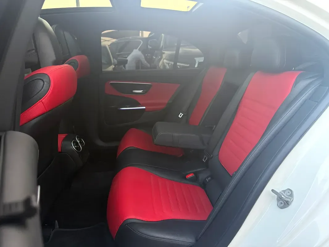 Mercedes-Benz C-Class C 200 9G-TRONIC (198 حصان) - 18