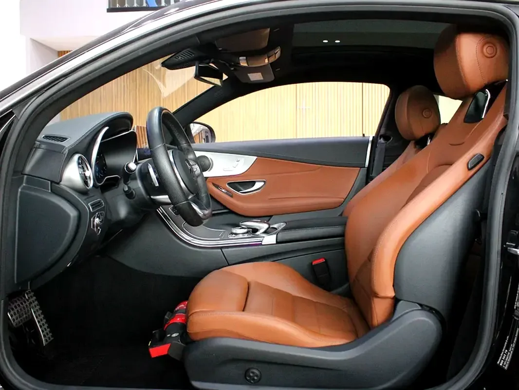 Mercedes-Benz C-Class C 200 9G-TRONIC (198 حصان) - 9