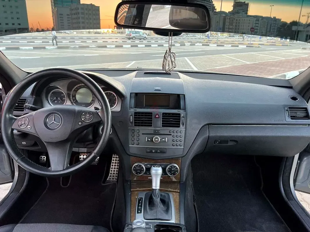 Mercedes-Benz C-Class C 300 7G-Tronic (231 حصان) - 3