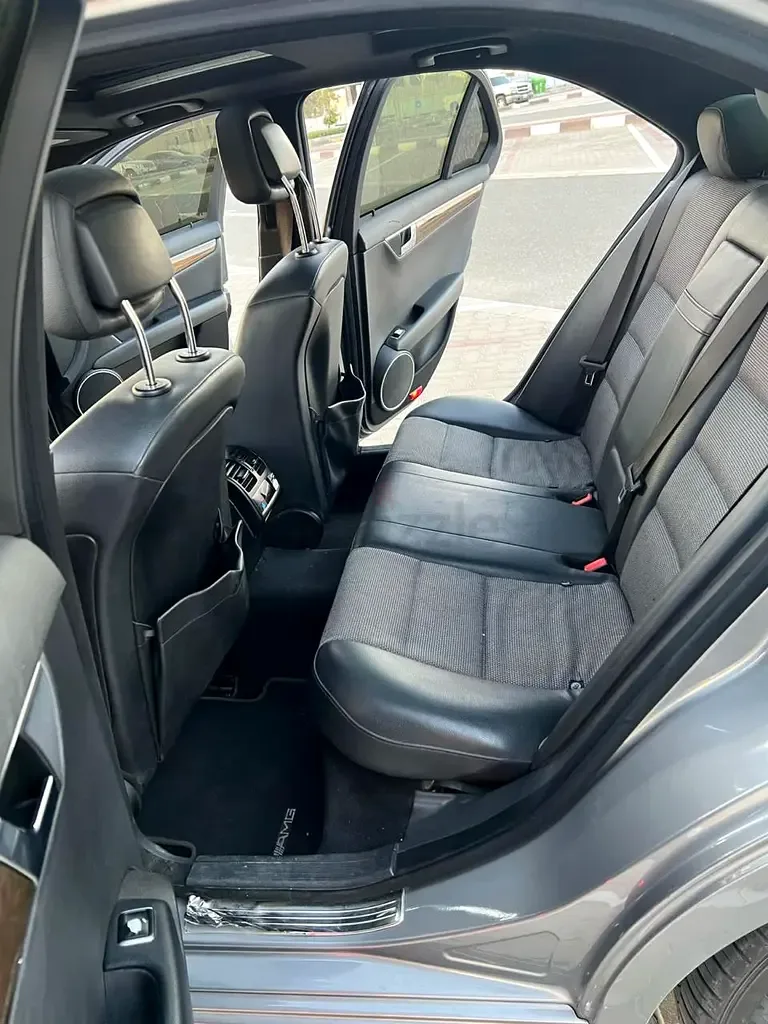 Mercedes-Benz C-Class C 300 7G-Tronic (231 hp)