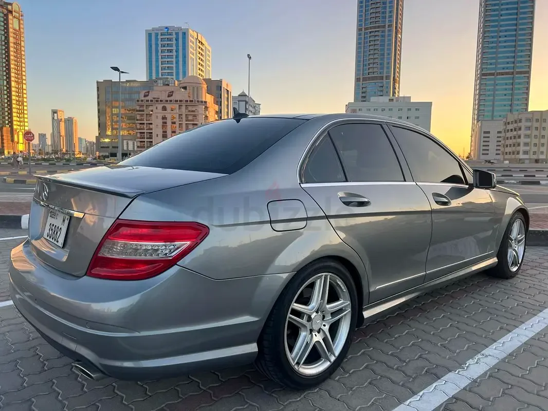 Mercedes-Benz C-Class C 300 7G-Tronic (231 حصان) - 5