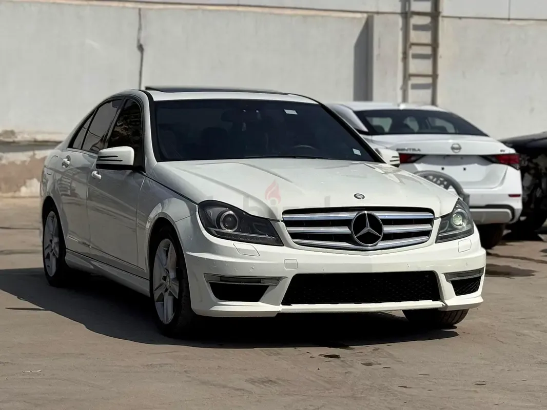 Mercedes-Benz C-Class C 300 7G-Tronic (231 hp)