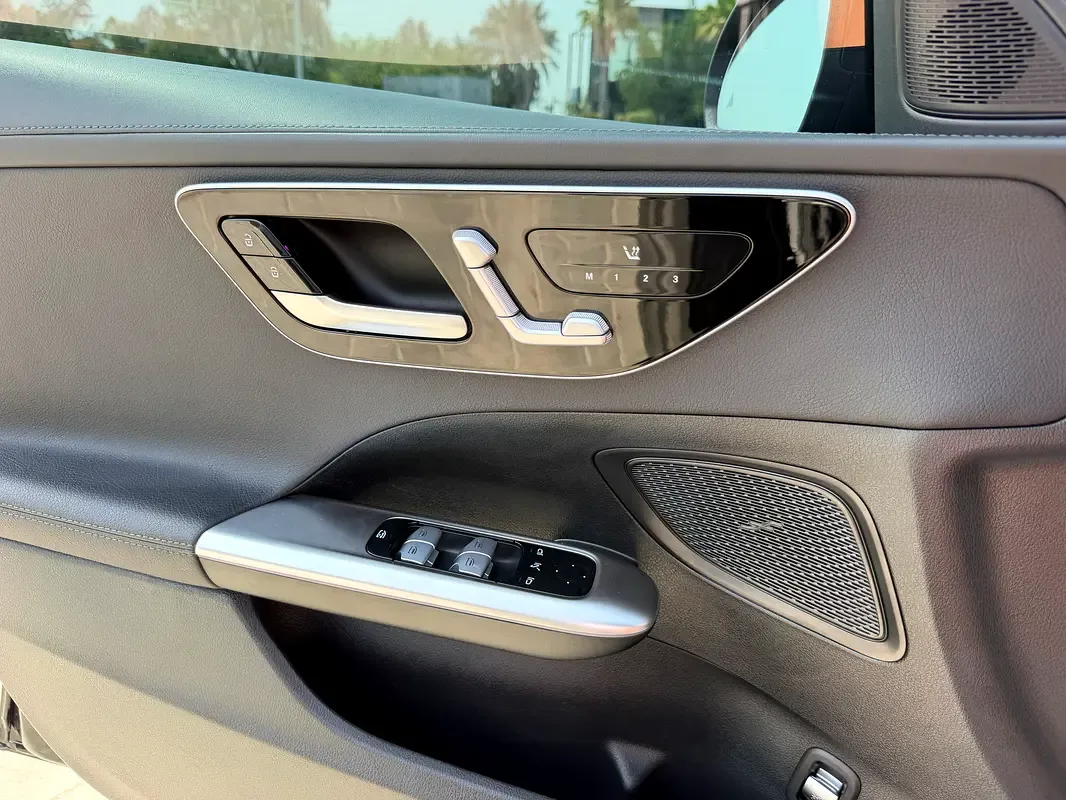 Mercedes-Benz C-Class C 300 9G-TRONIC (249 hp) - 17