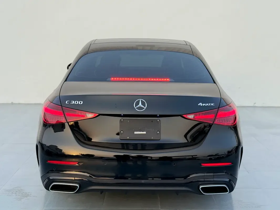 Mercedes-Benz C-Class C 300 9G-TRONIC (249 حصان) - 6
