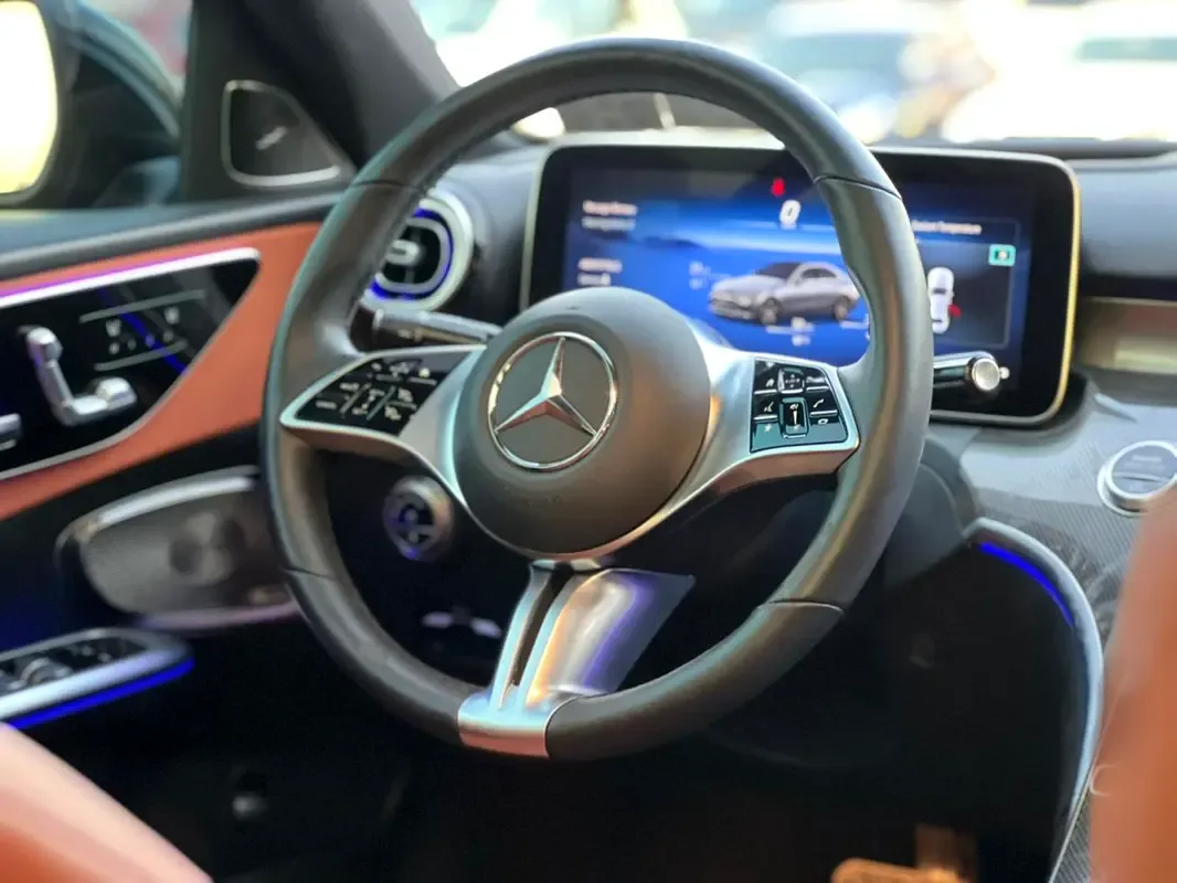 Mercedes-Benz C-Class C 300 9G-TRONIC (249 حصان) - 13