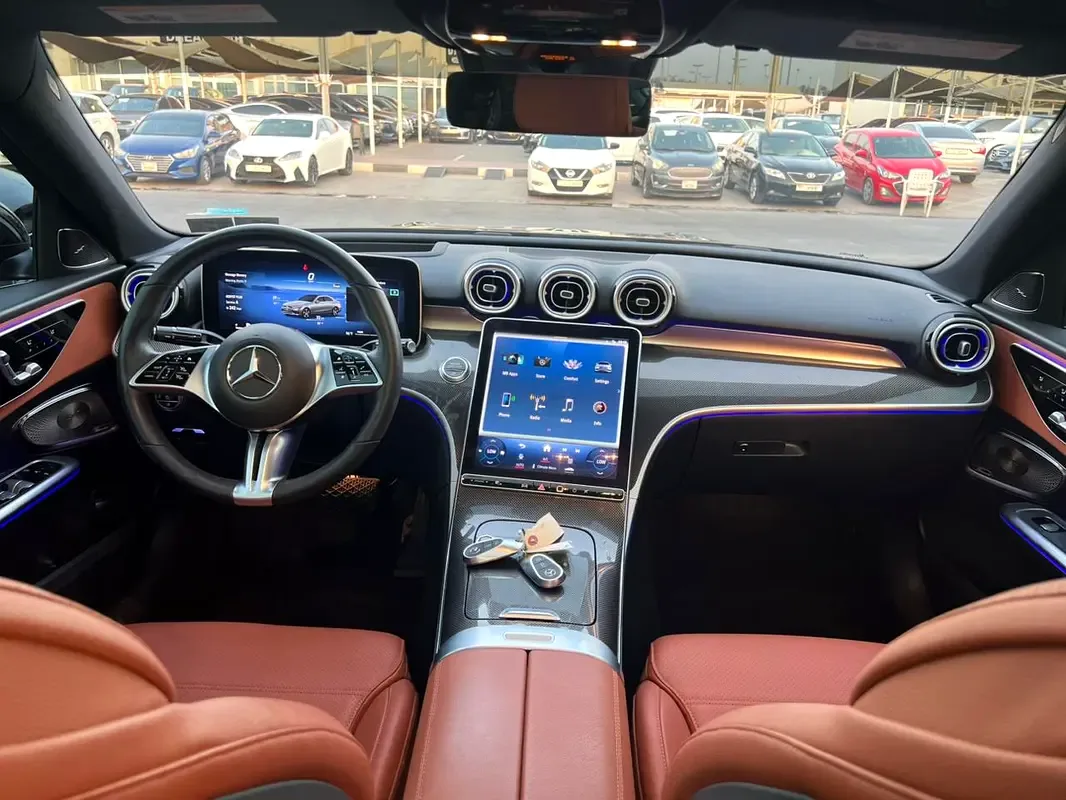 Mercedes-Benz C-Class C 300 9G-TRONIC (249 حصان) - 15