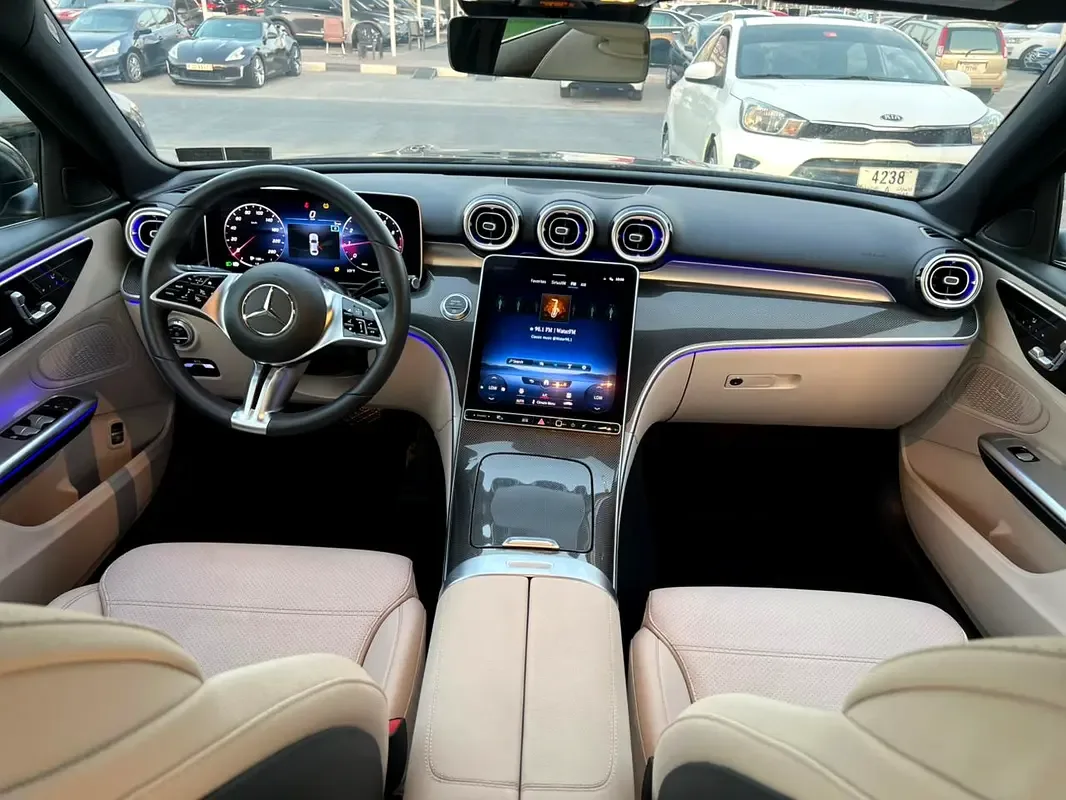 Mercedes-Benz C-Class C 300 9G-TRONIC (249 حصان) - 14