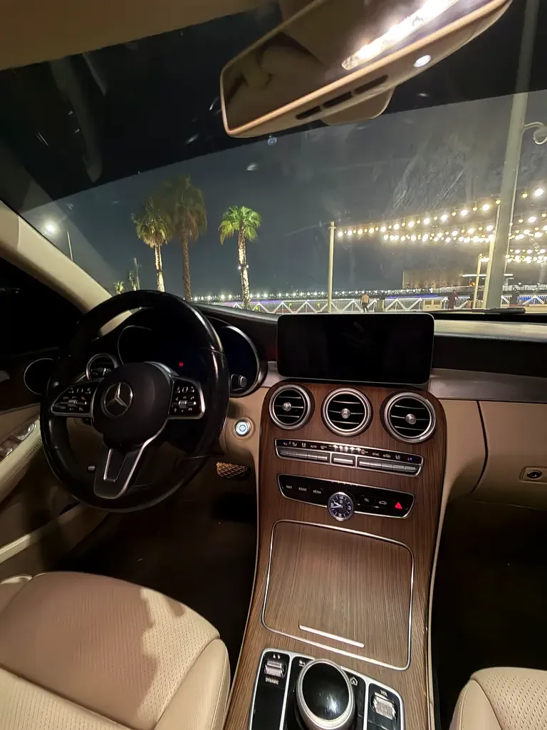 Mercedes-Benz C-Class C 300 9G-TRONIC (249 حصان) - 14
