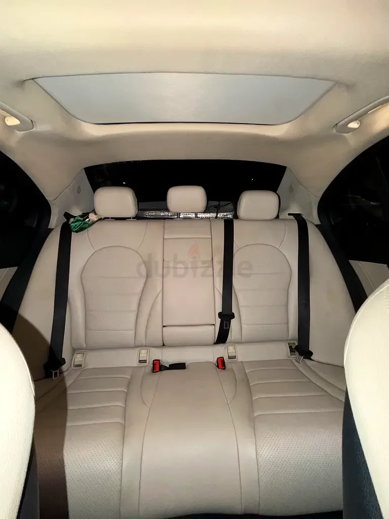 Mercedes-Benz C-Class C 300 9G-TRONIC (249 حصان) - 16