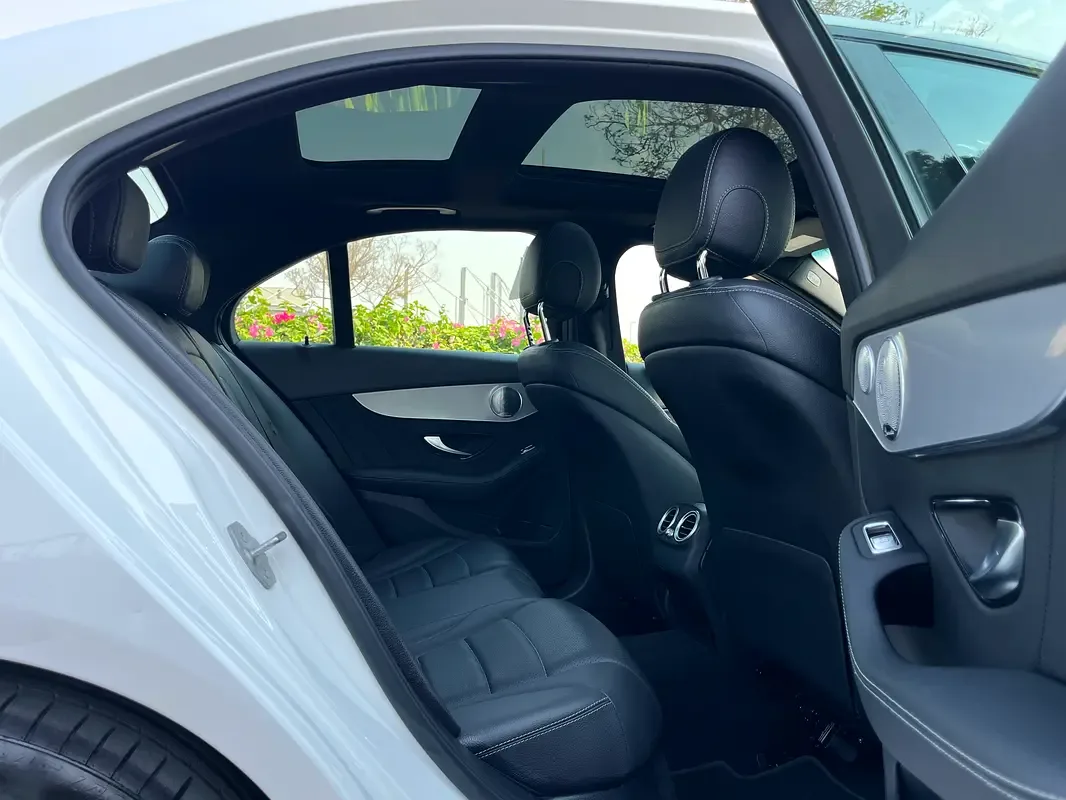 Mercedes-Benz C-Class C 300 9G-TRONIC (249 hp) - 12