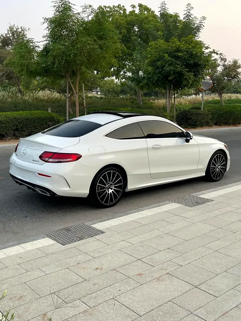 Mercedes-Benz C-Class C 300 9G-TRONIC (258 حصان) - 6