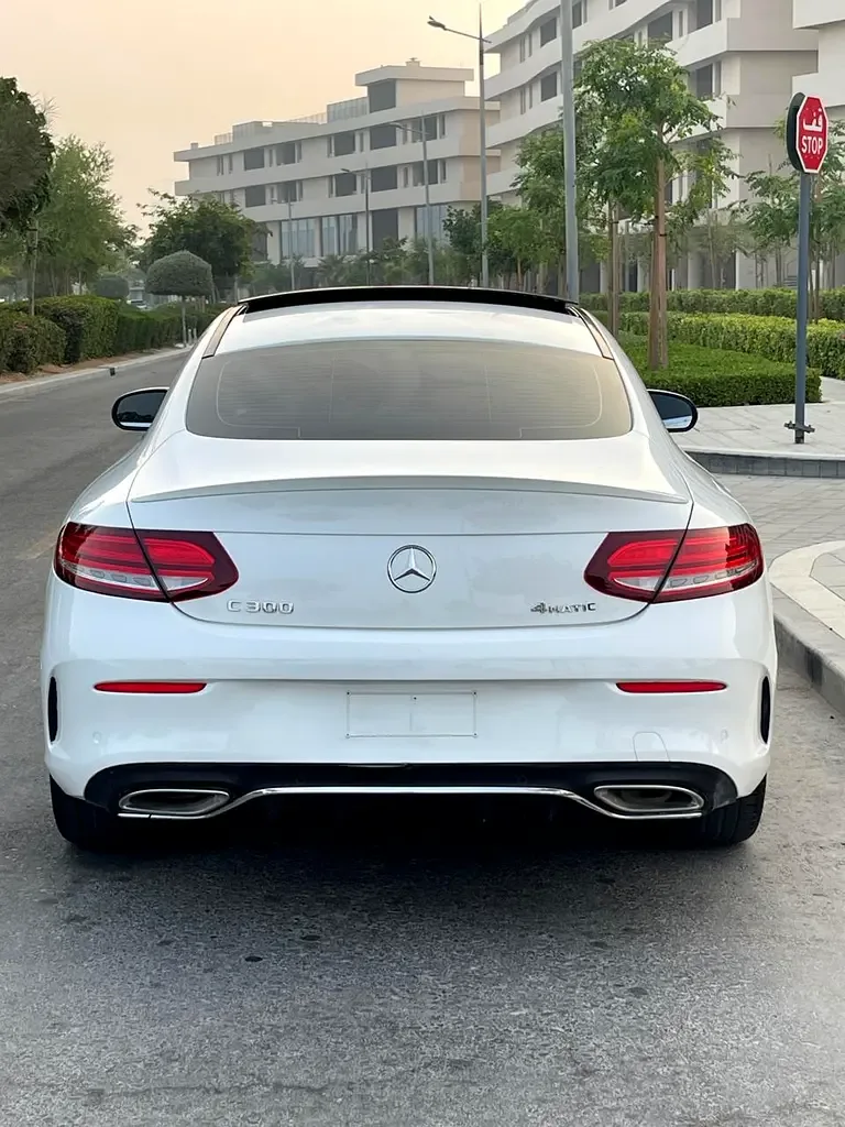 Mercedes-Benz C-Class C 300 9G-TRONIC (258 حصان) - 8