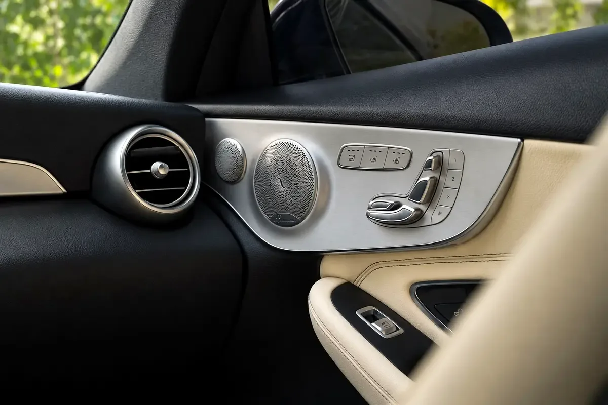 Mercedes-Benz C-Class C 300 9G-TRONIC (258 hp) - 14