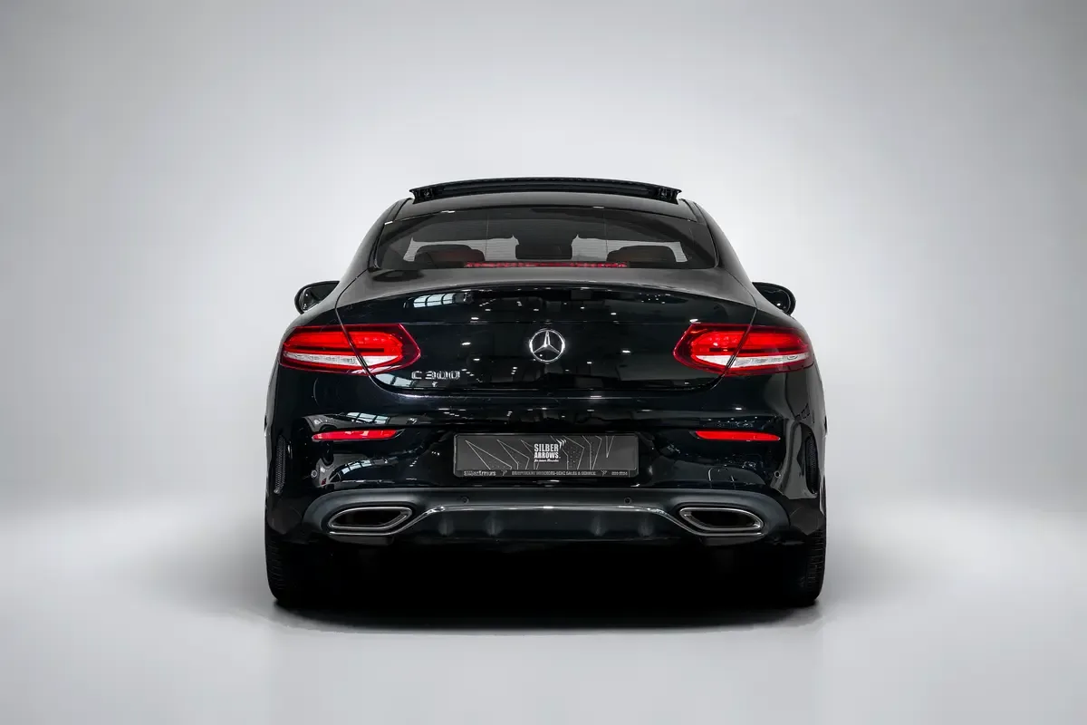 Mercedes-Benz C-Class C 300 9G-TRONIC (258 حصان) - 3