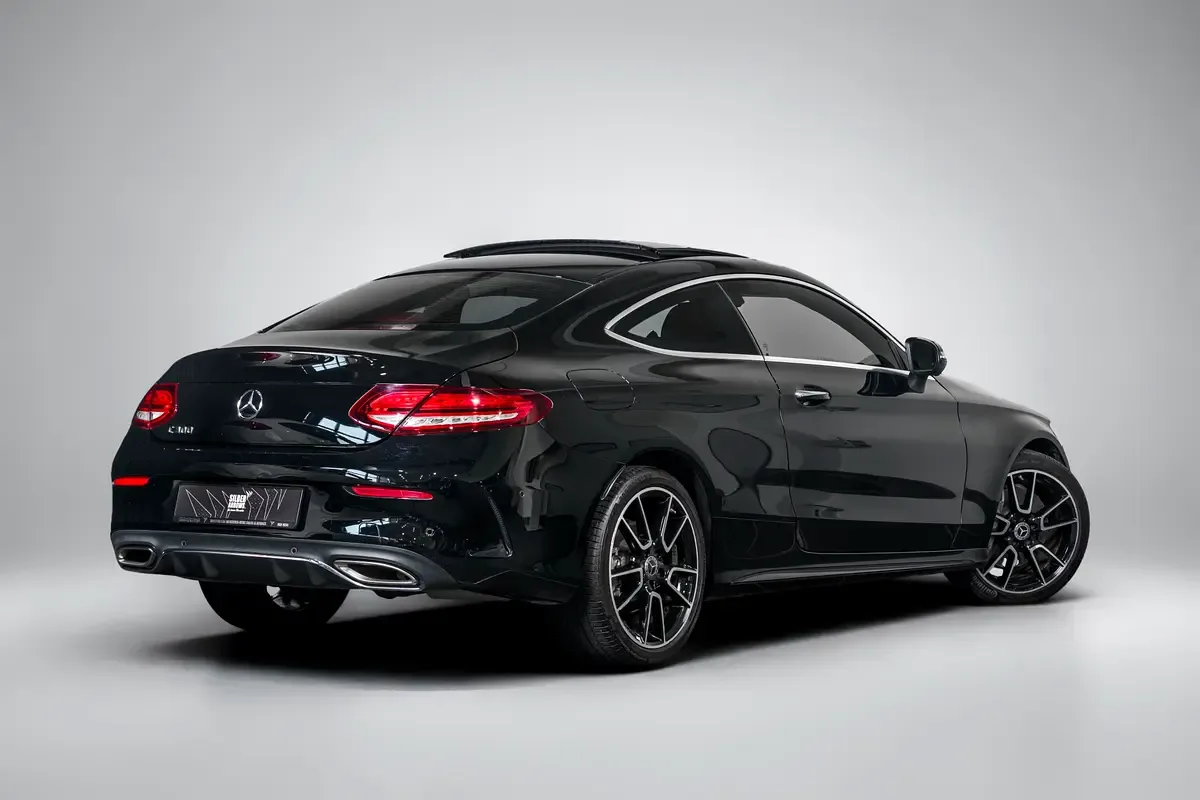 Mercedes-Benz C-Class C 300 9G-TRONIC (258 حصان) - 2