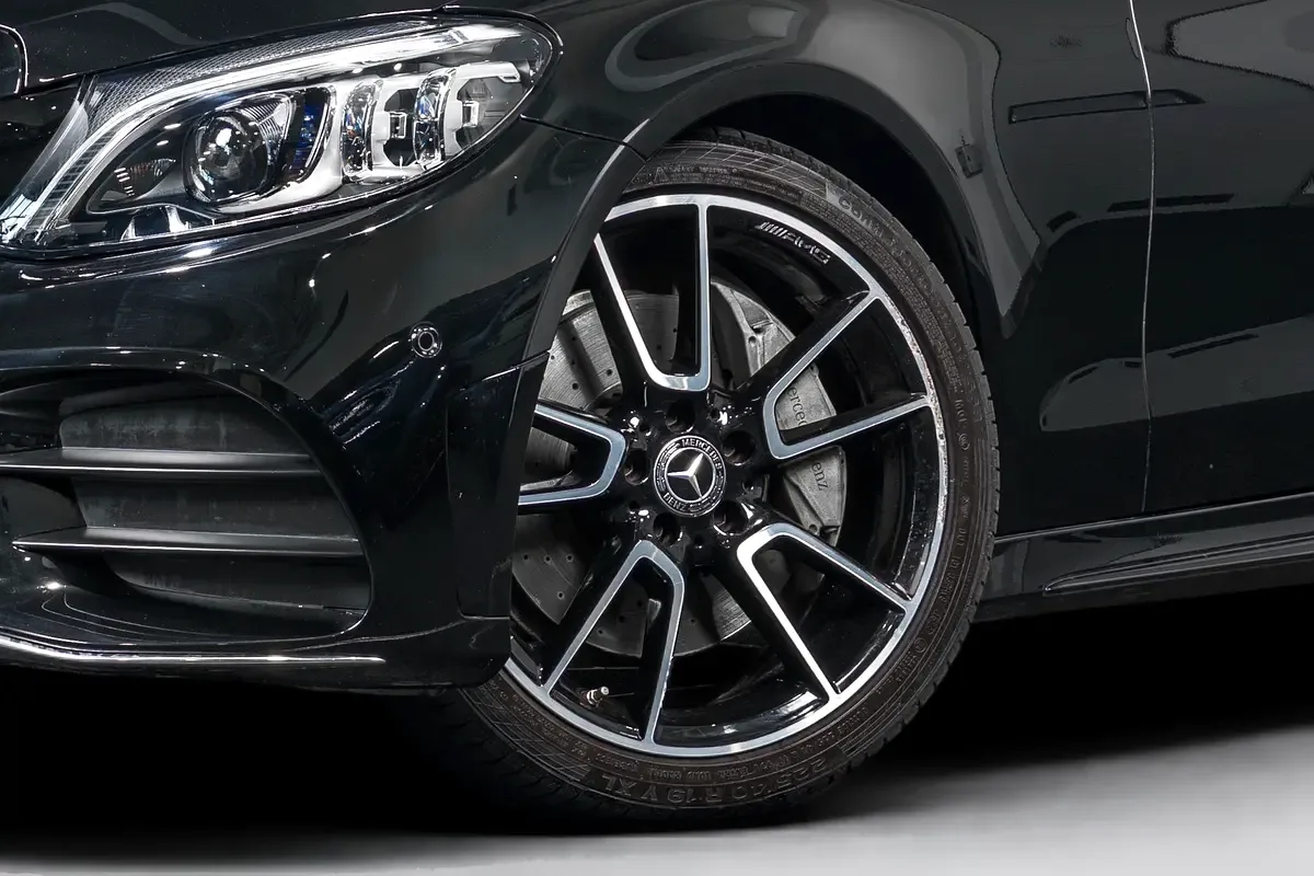 Mercedes-Benz C-Class C 300 9G-TRONIC (258 حصان) - 8