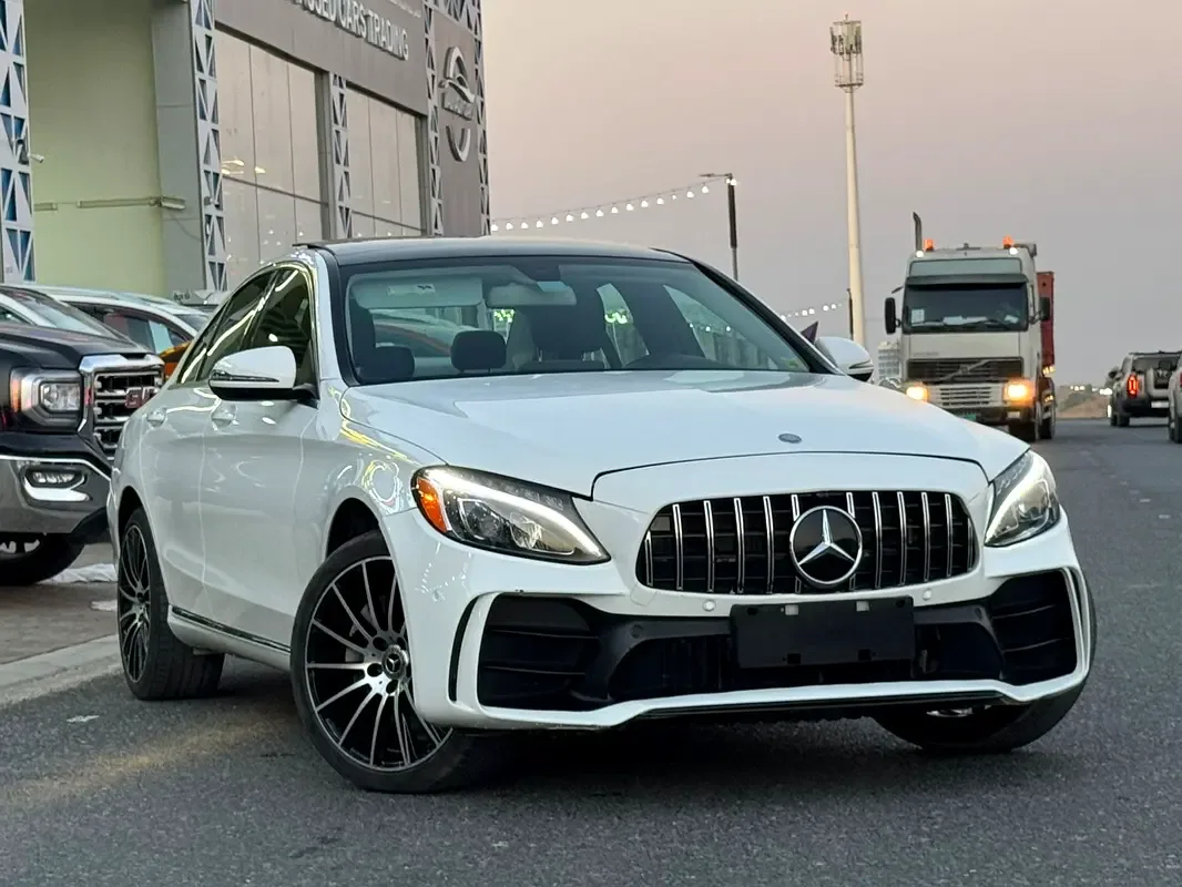 Mercedes-Benz C-Class C 300 BlueTEC Hybrid 7G-Tronic Plus (204 حصان) - 3
