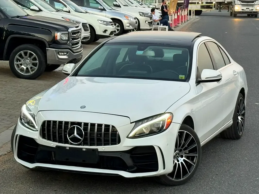 Mercedes-Benz C-Class C 300 BlueTEC Hybrid 7G-Tronic Plus (204 حصان) - 7