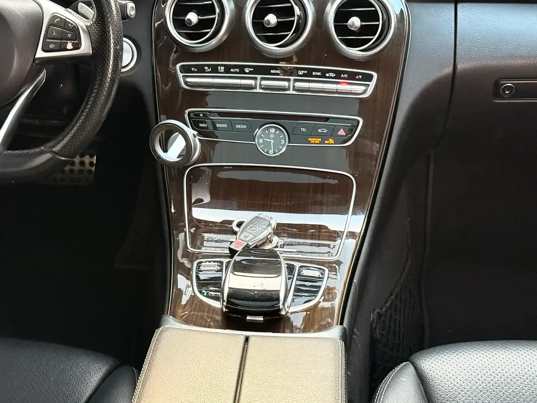 Mercedes-Benz C-Class C 300 BlueTEC Hybrid 7G-Tronic Plus (204 hp) - 12