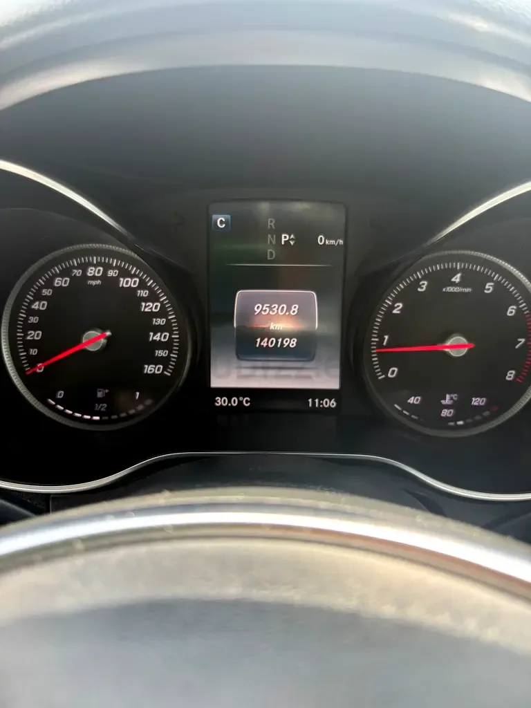 Mercedes-Benz C-Class C 300 BlueTEC Hybrid 7G-Tronic Plus (204 حصان) - 6