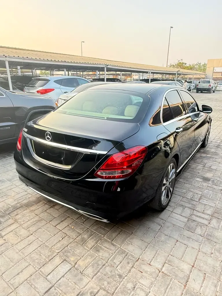 Mercedes-Benz C-Class C 300 BlueTEC Hybrid 7G-Tronic Plus (204 hp) - 7