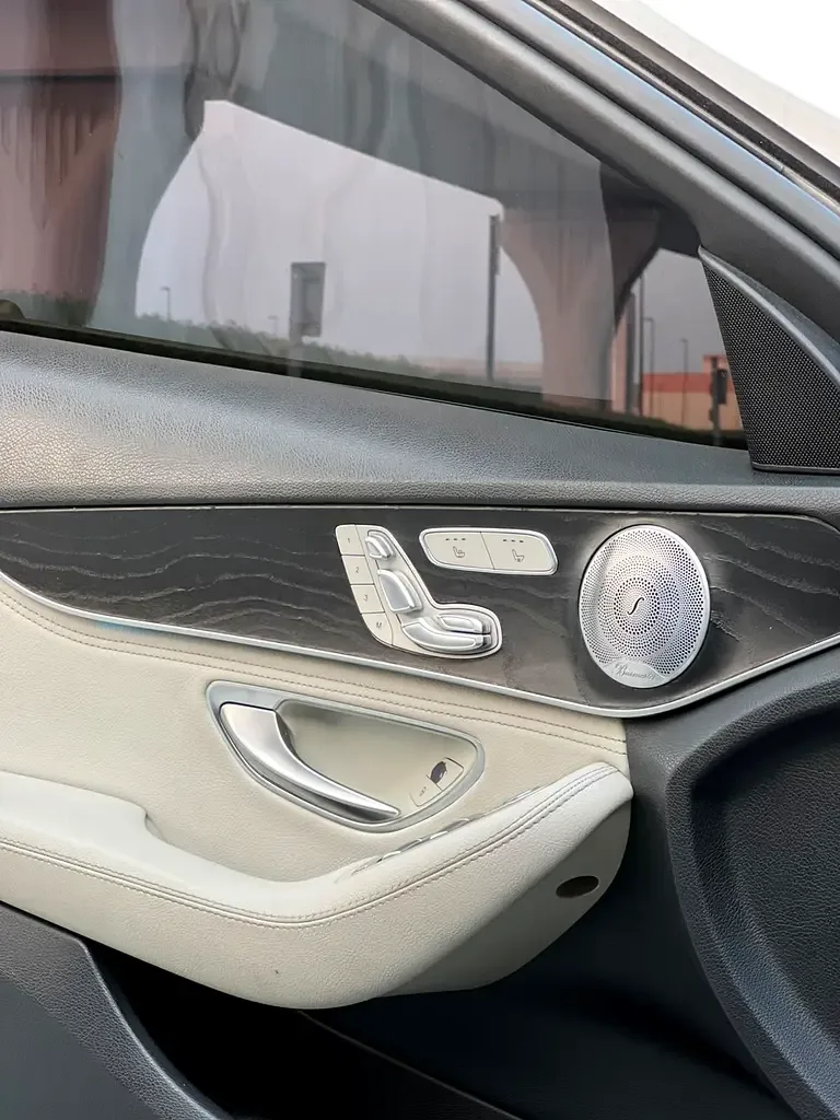 Mercedes-Benz C-Class C 300 BlueTEC Hybrid 7G-Tronic Plus (204 حصان) - 12