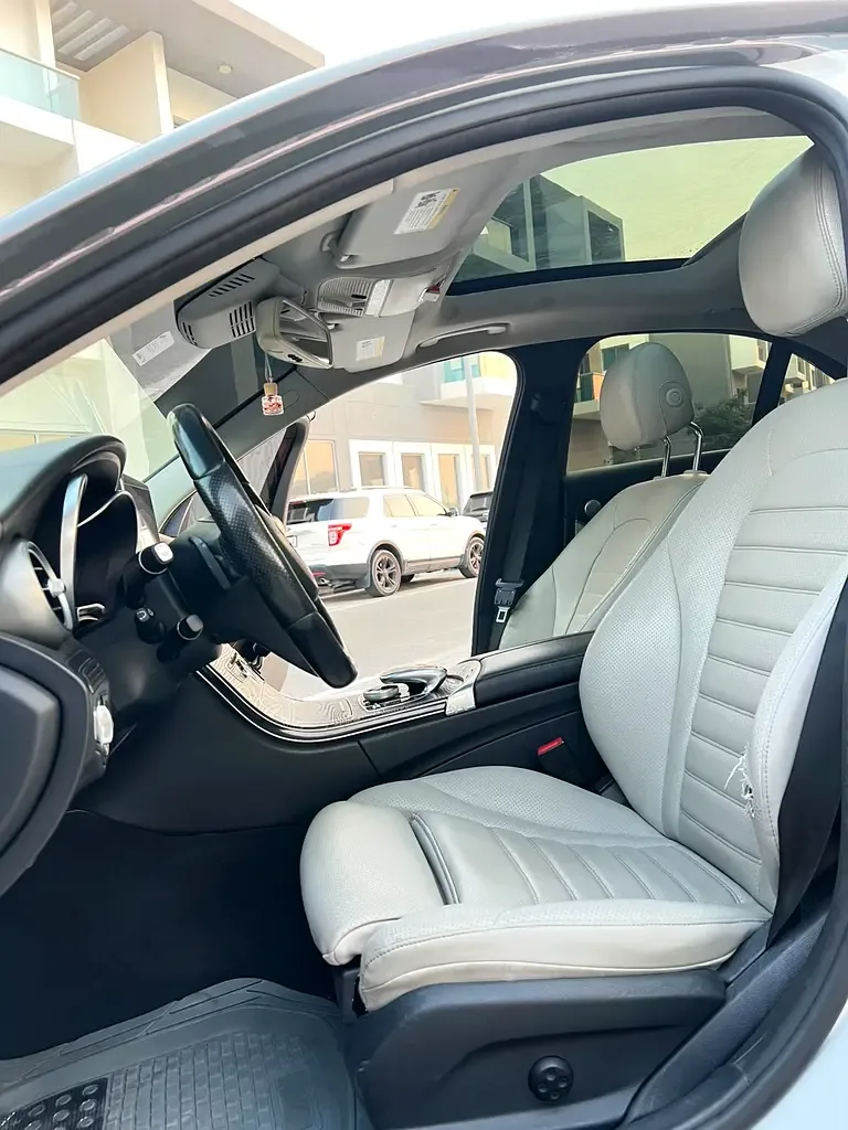 Mercedes-Benz C-Class C 300 BlueTEC Hybrid 7G-Tronic Plus (204 حصان) - 13