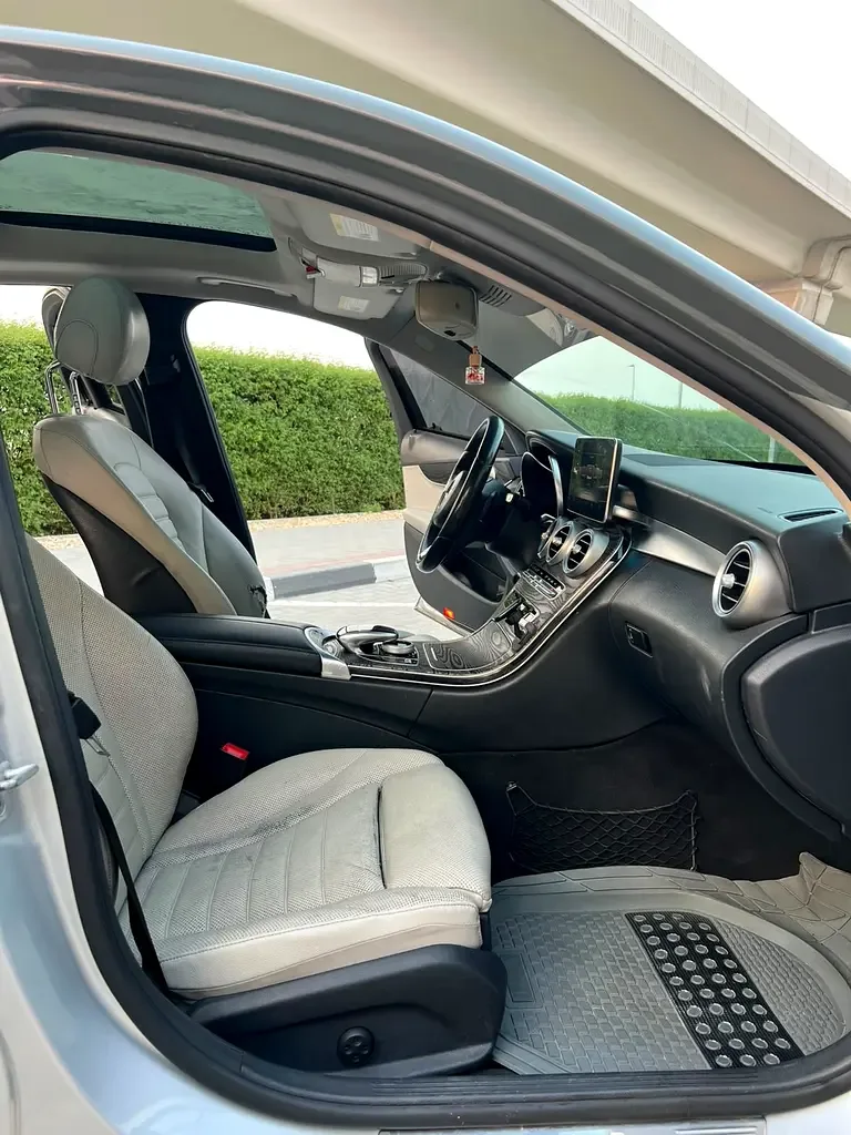 Mercedes-Benz C-Class C 300 BlueTEC Hybrid 7G-Tronic Plus (204 حصان) - 11