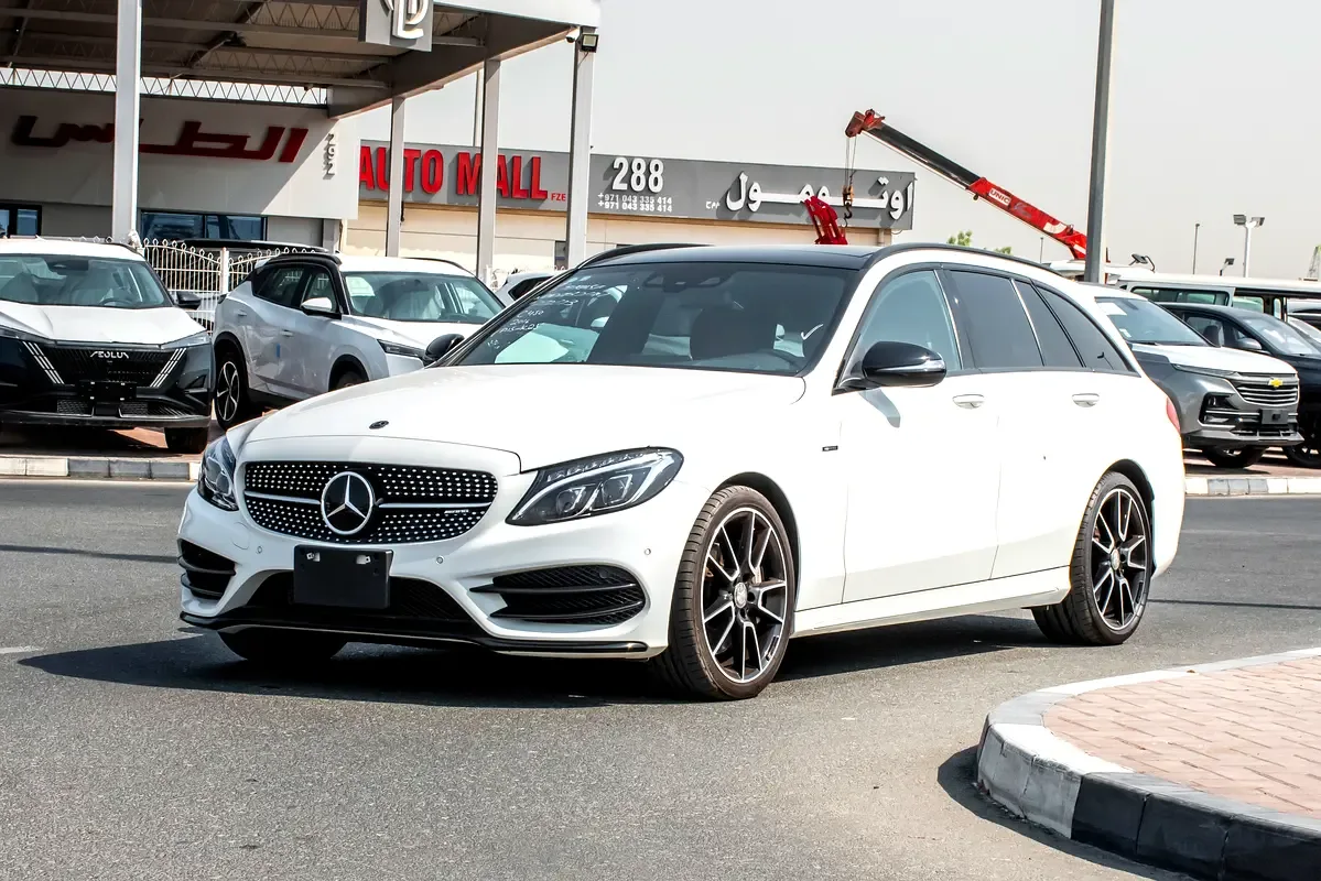 Mercedes-Benz C-Class C 43 4Matic 9G-Tronic (367 hp) - 3