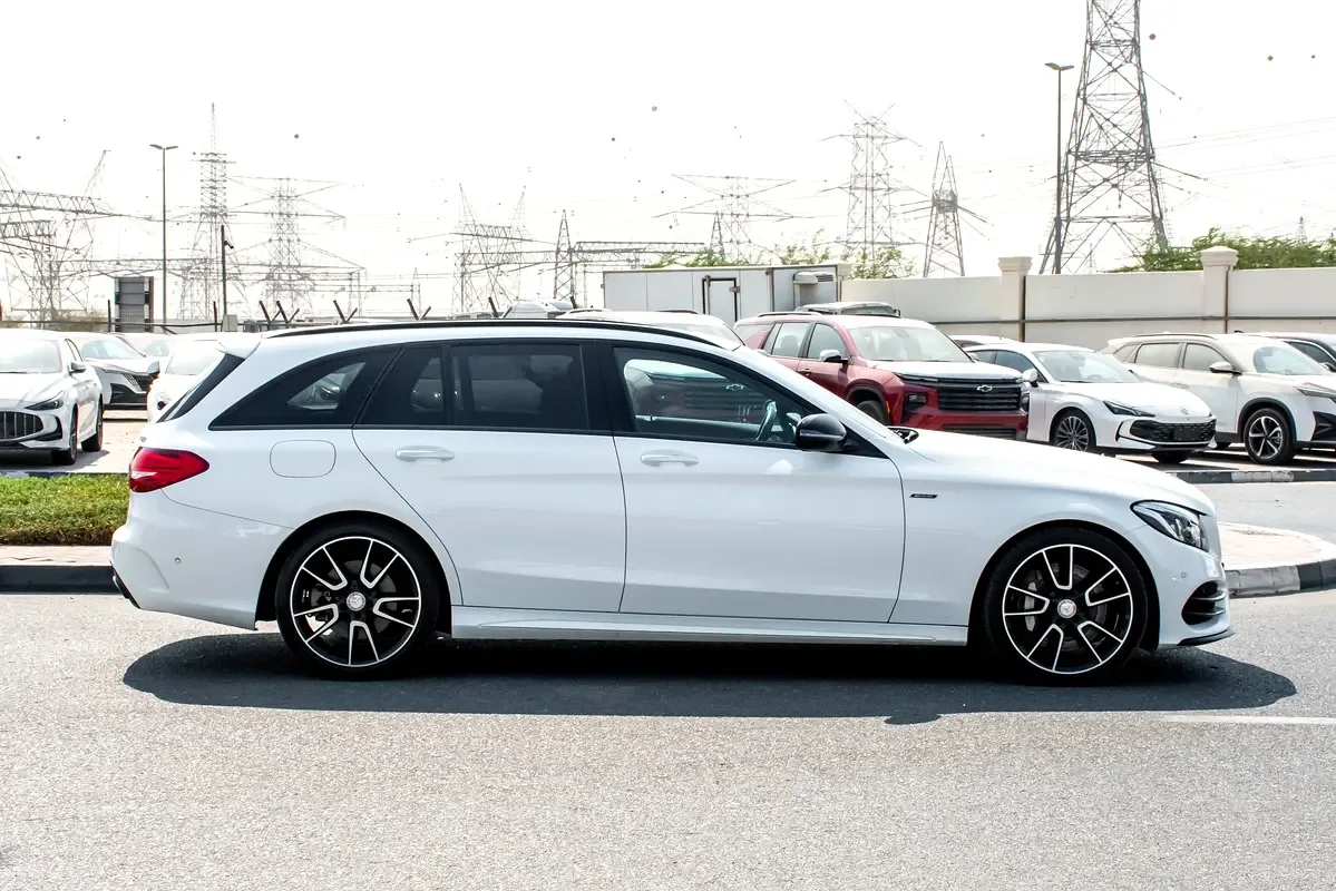Mercedes-Benz C-Class C 43 4Matic 9G-Tronic (367 hp) - 4