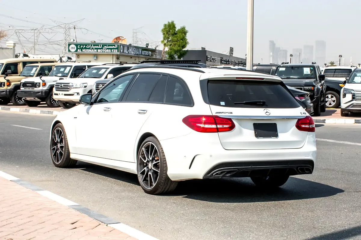 Mercedes-Benz C-Class C 43 4Matic 9G-Tronic (367 hp) - 6