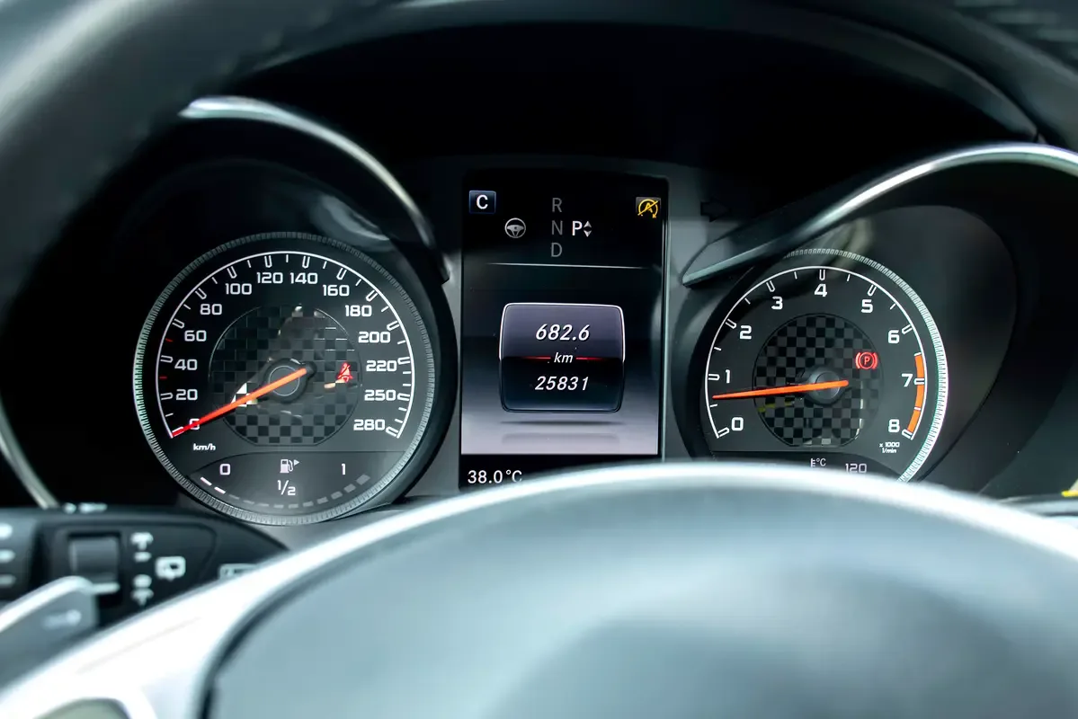 Mercedes-Benz C-Class C 43 4Matic 9G-Tronic (367 hp) - 9
