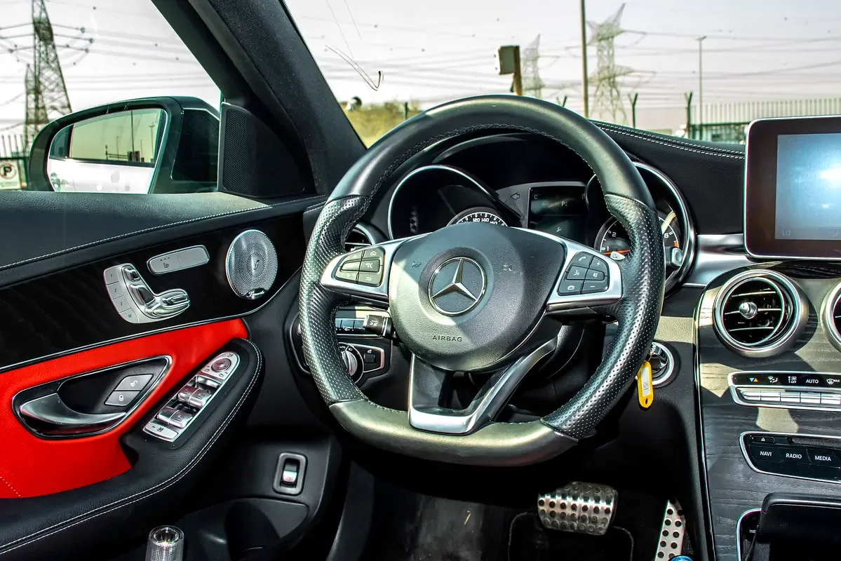Mercedes-Benz C-Class C 43 4Matic 9G-Tronic (367 hp) - 14