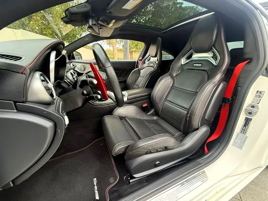 Mercedes-Benz C-Class C 43 9G-TRONIC 4MATIC (390 حصان) - 9