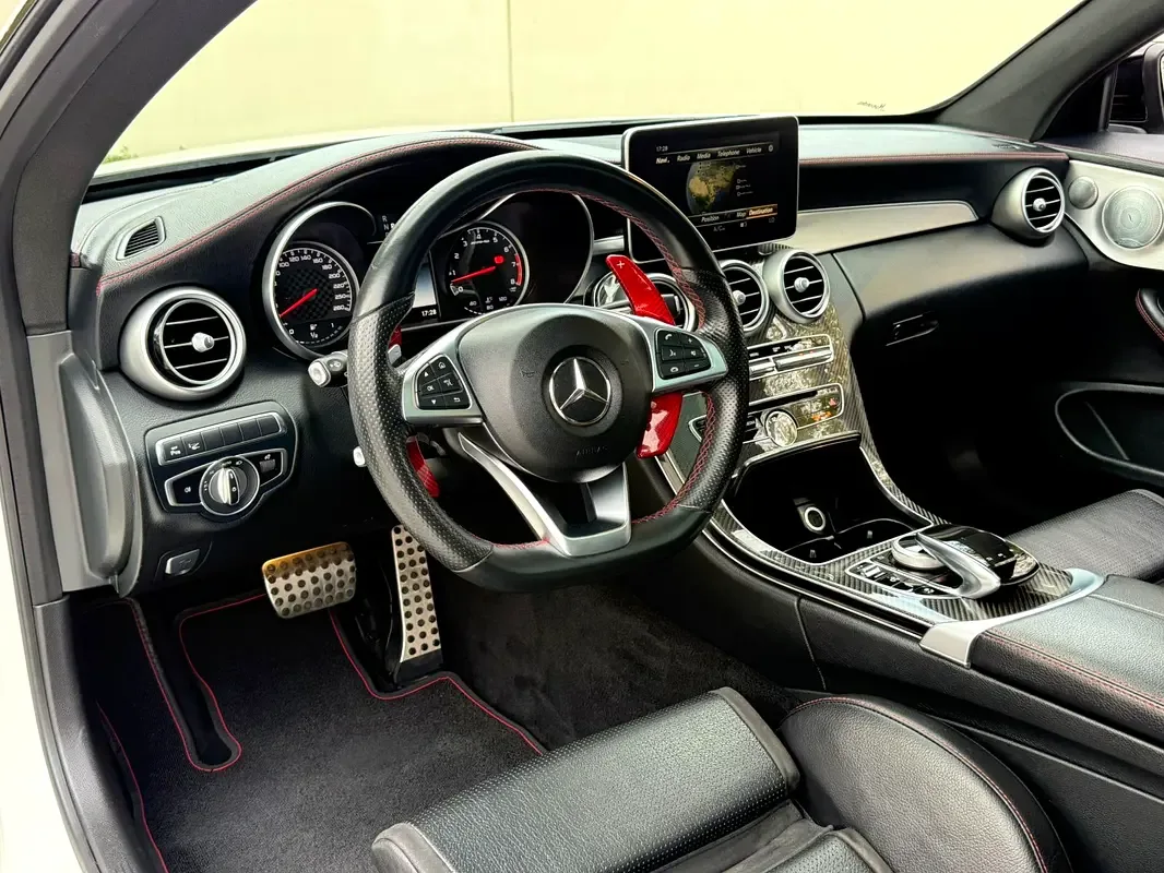 Mercedes-Benz C-Class C 43 9G-TRONIC 4MATIC (390 حصان) - 7