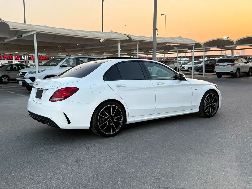 Mercedes-Benz C-Class C 43 SPEEDSHIFT 4MATIC (390 حصان) - 6