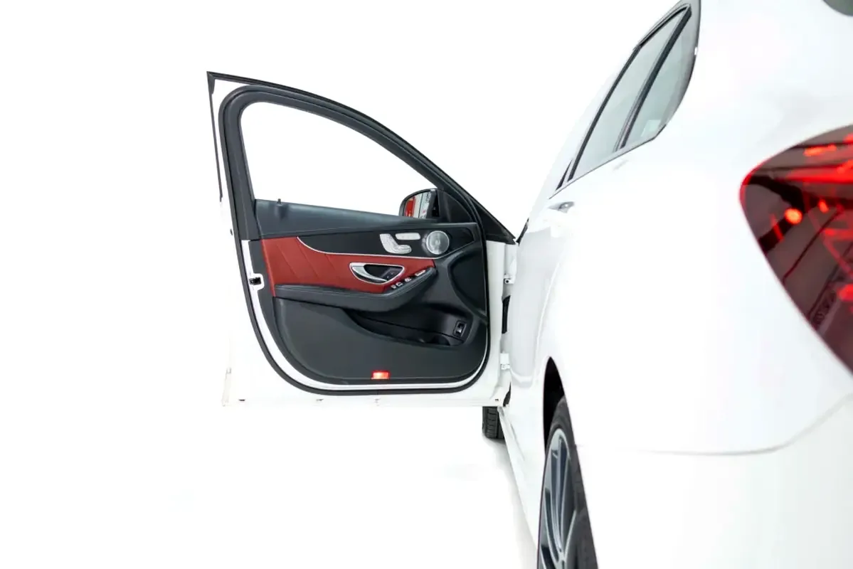 Mercedes-Benz C-Class C 43 SPEEDSHIFT 4MATIC (390 حصان) - 11